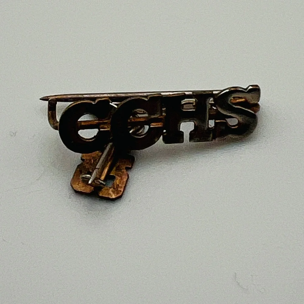 CCHS‎ High School Tie Tack Pin Chain Gold Tone Letter Vintage Mid Century 1948